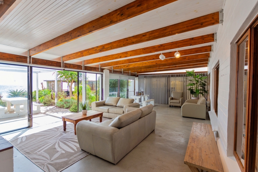 3 Bedroom Property for Sale in Britannia Bay Western Cape